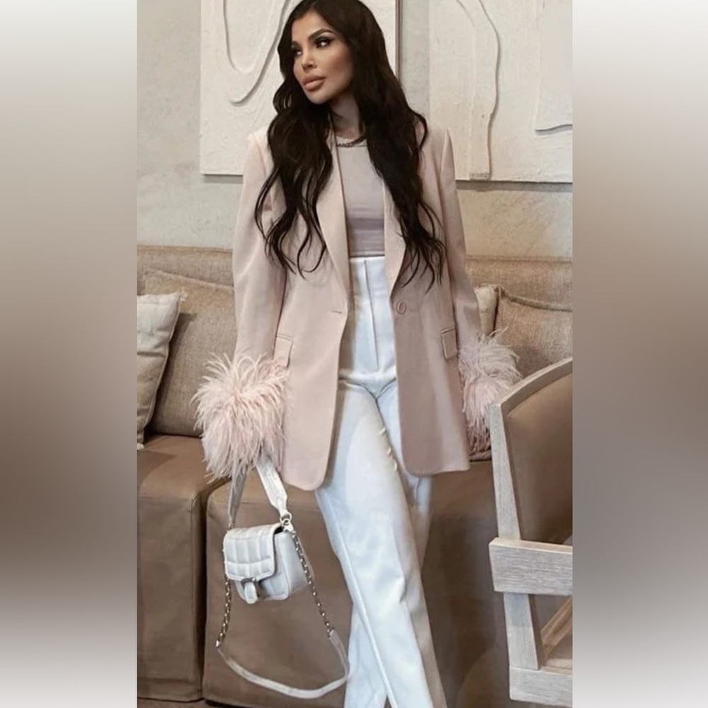 ZARA WOMAN SUIT STRAIGHT BLAZER WITH FEATHERS BEIGE / pink